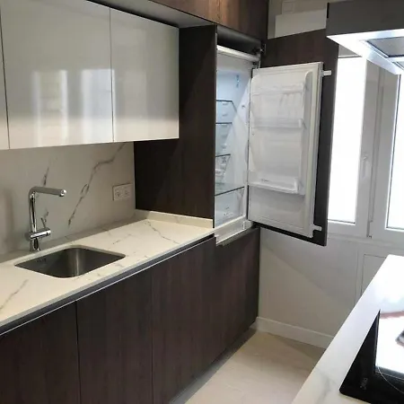 Apartament Pablo Iglesias By Silastur *