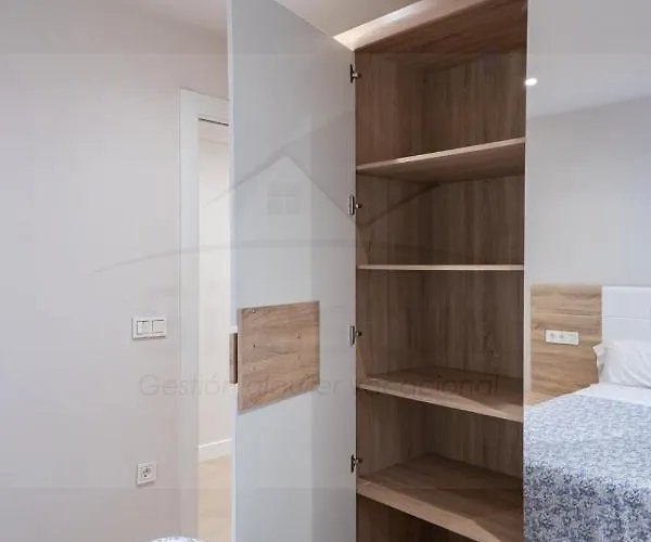 Pablo Iglesias By Silastur Apartment