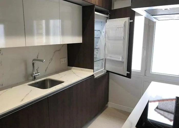 Apartment Pablo Iglesias By Silastur *