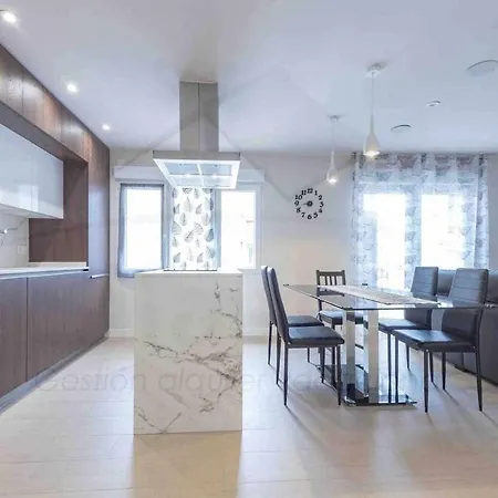 Pablo Iglesias Apartamento *